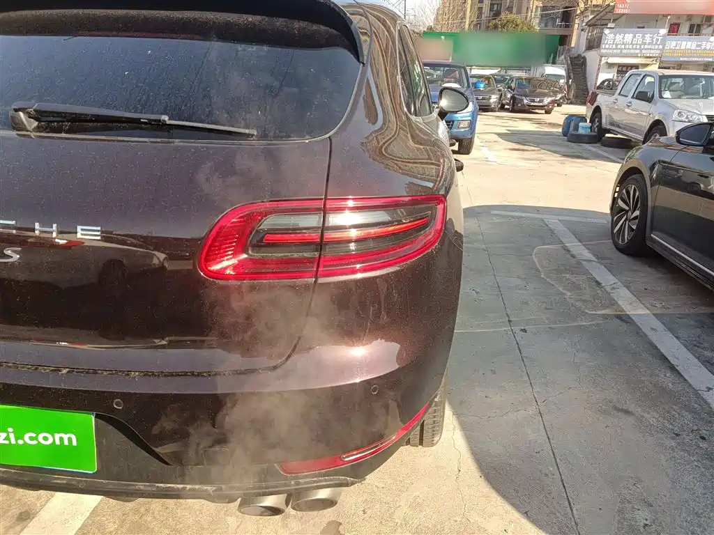 Porsche Macan 2016 — фото 24
