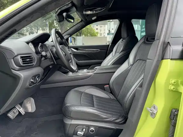 Maserati Levante 2021