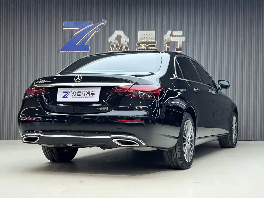 Mercedes-Benz E-Class 2023 — фото 3