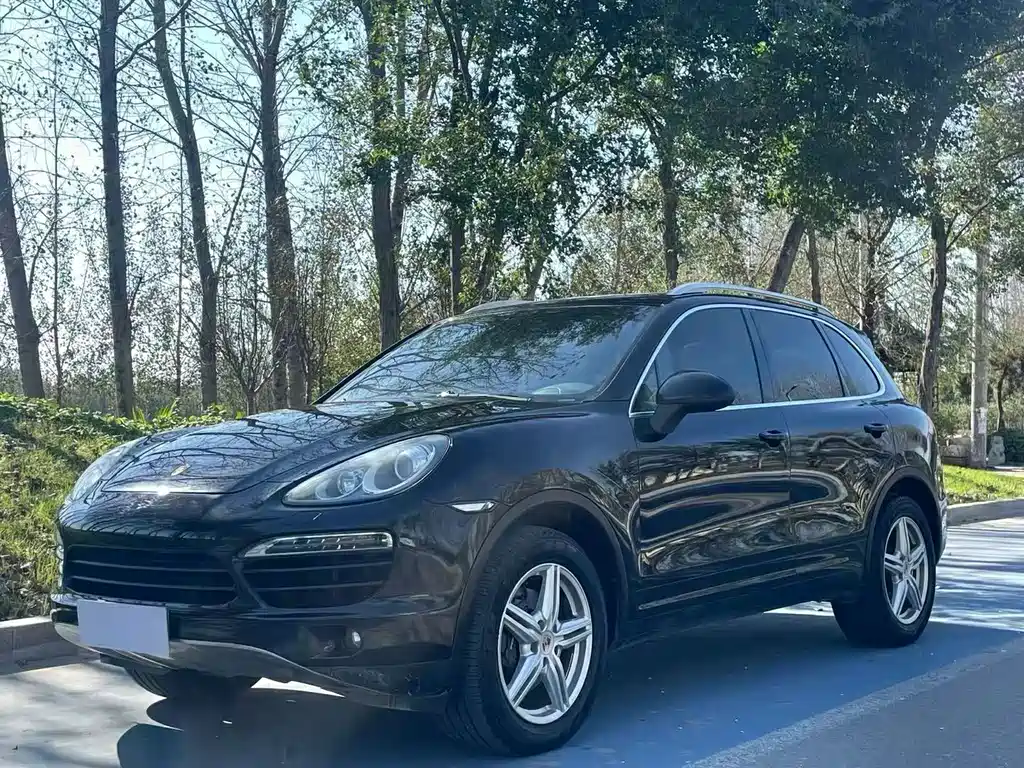 Porsche Cayenne 2011 — фото 2