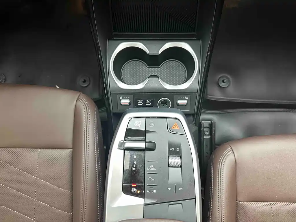BMW X1 2024 — фото 17