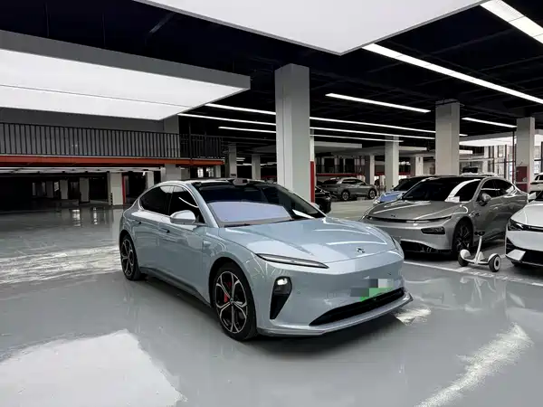 NIO ET5 2022