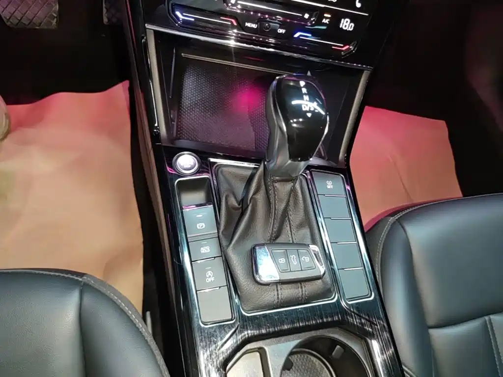 Volkswagen Passat 2021 — фото 14