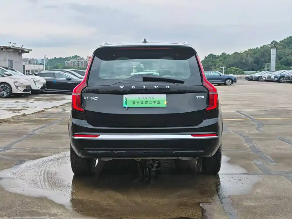 Volvo XC90 Plug-In Hybrid 2025 — фото 7