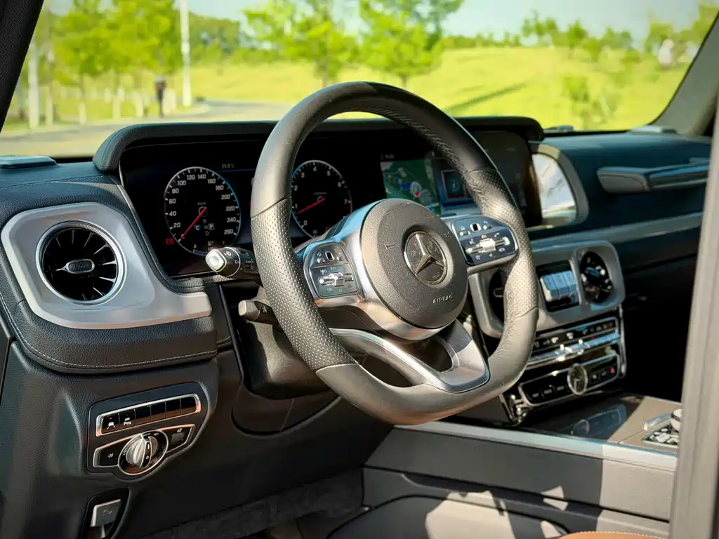 Mercedes-Benz G-Class 2019 — фото 13