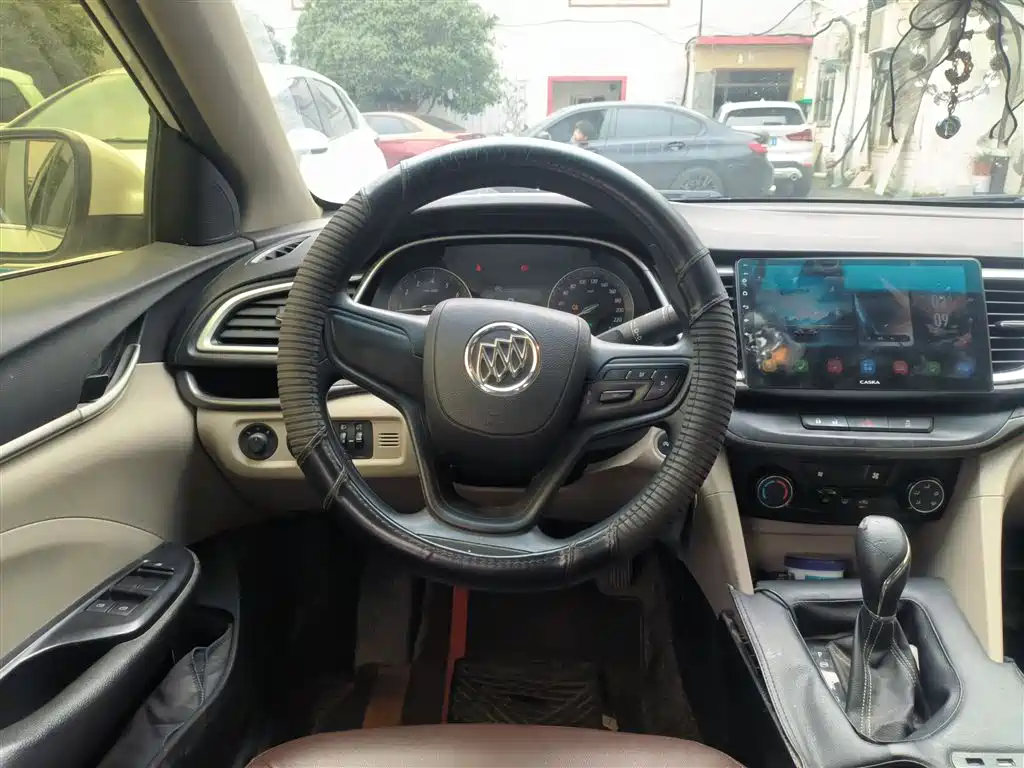 Buick Excelle 2017 — фото 11