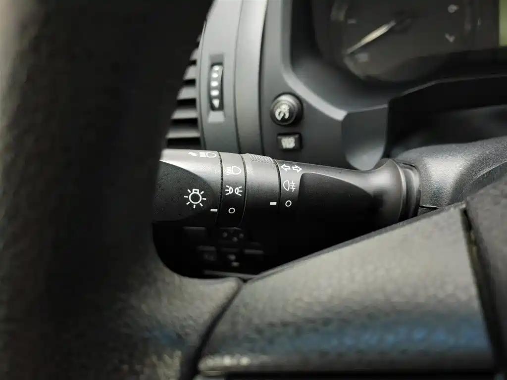 Toyota Prado 2019 — фото 18