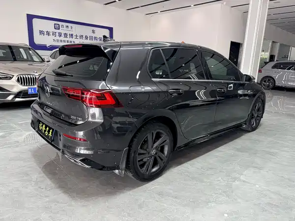 Volkswagen Golf 2022
