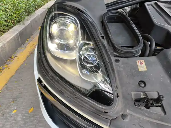 Porsche Macan 2014
