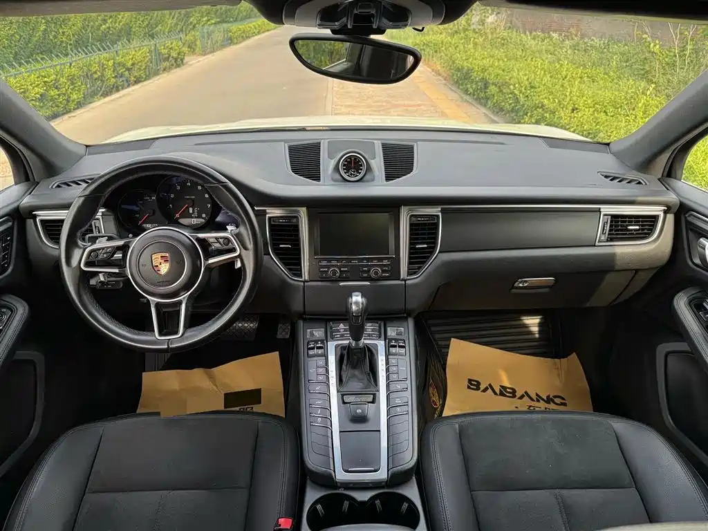 Porsche Macan 2016 — фото 8