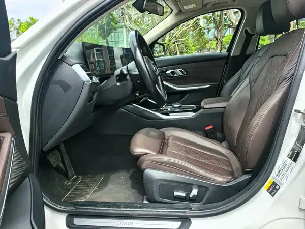 BMW i3 2022