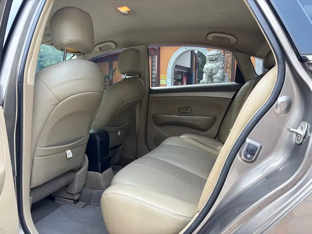 Nissan Sylphy 2016 — фото 10