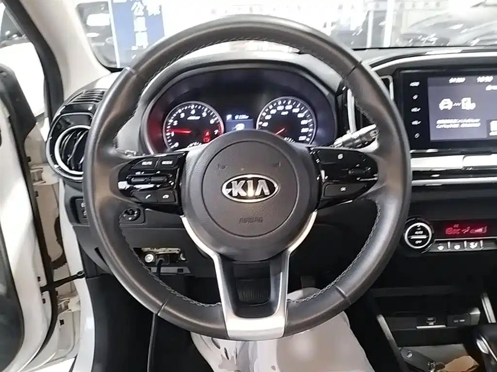 Kia KX1 2020 — фото 11