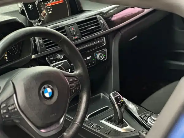 BMW 3 Series 2017