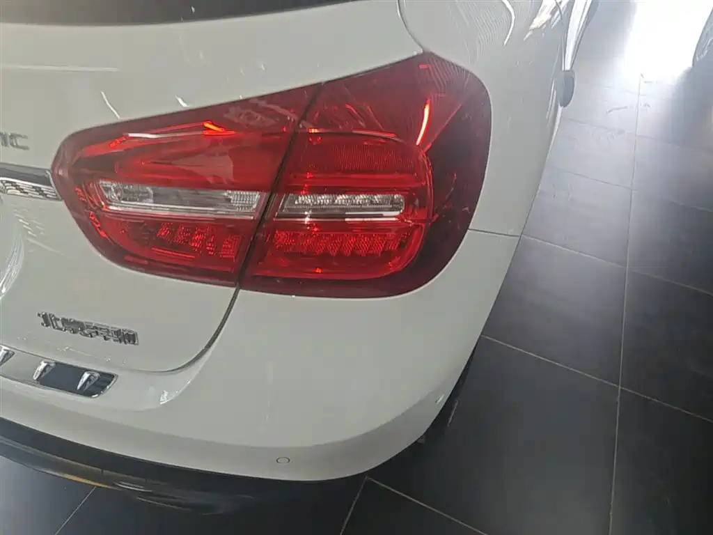 Mercedes-Benz GLA 2016 — фото 8
