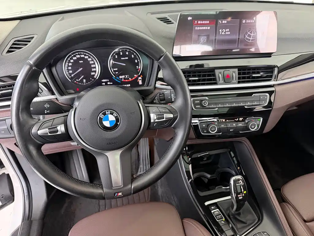BMW X1 2022 — фото 15