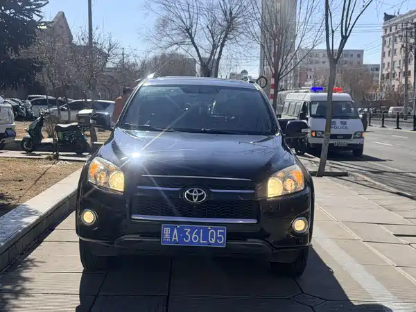 Toyota RAV4 2012
