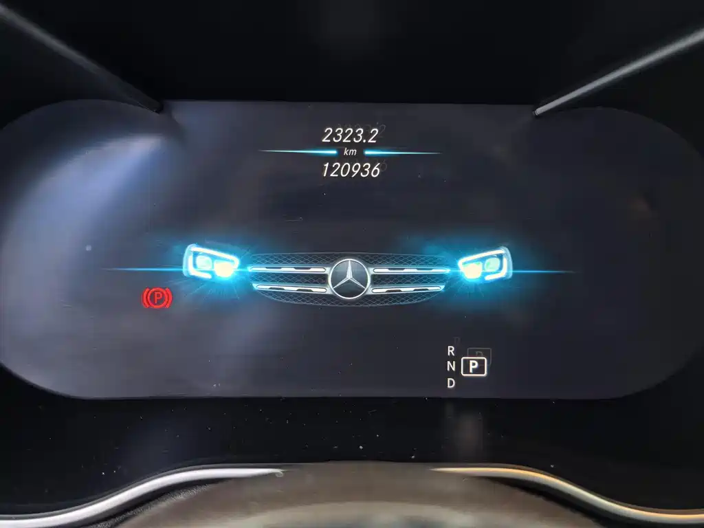 Mercedes-Benz GLC 2020 — фото 21