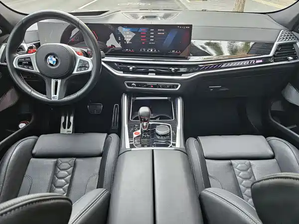 BMW X6 M 2023