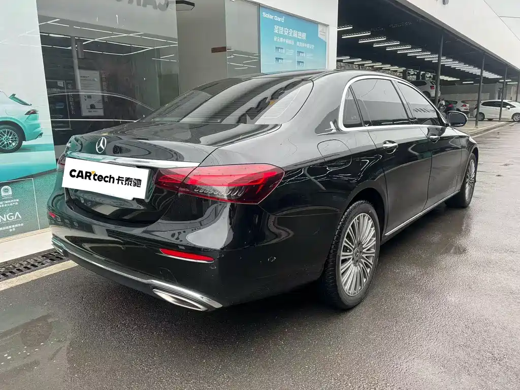 Mercedes-Benz E-Class 2023 — фото 4