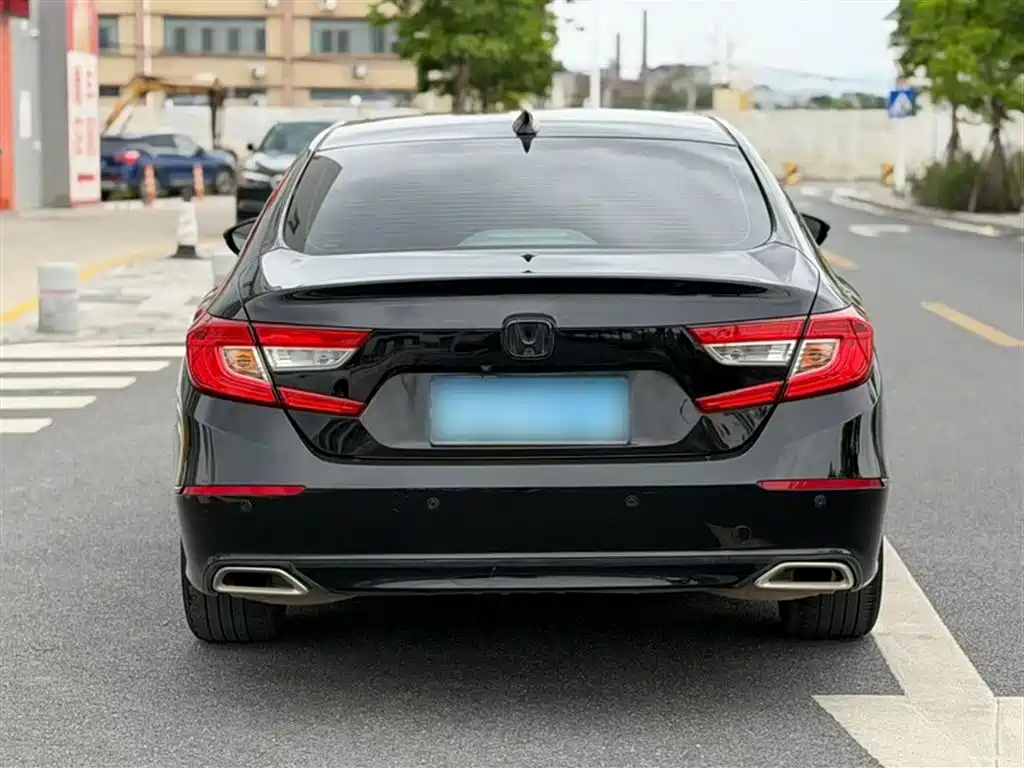 Honda Accord 2019 — фото 4
