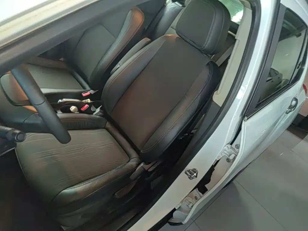 Chevrolet Trax 2014 — фото 15