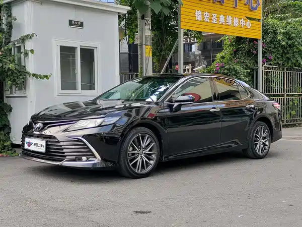 Toyota Camry 2021