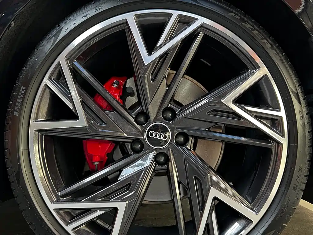 Audi A7L 2024
