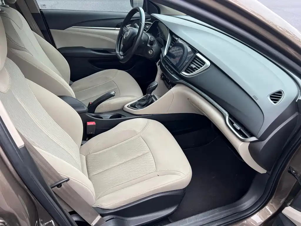 Buick Excelle 2017 — фото 12