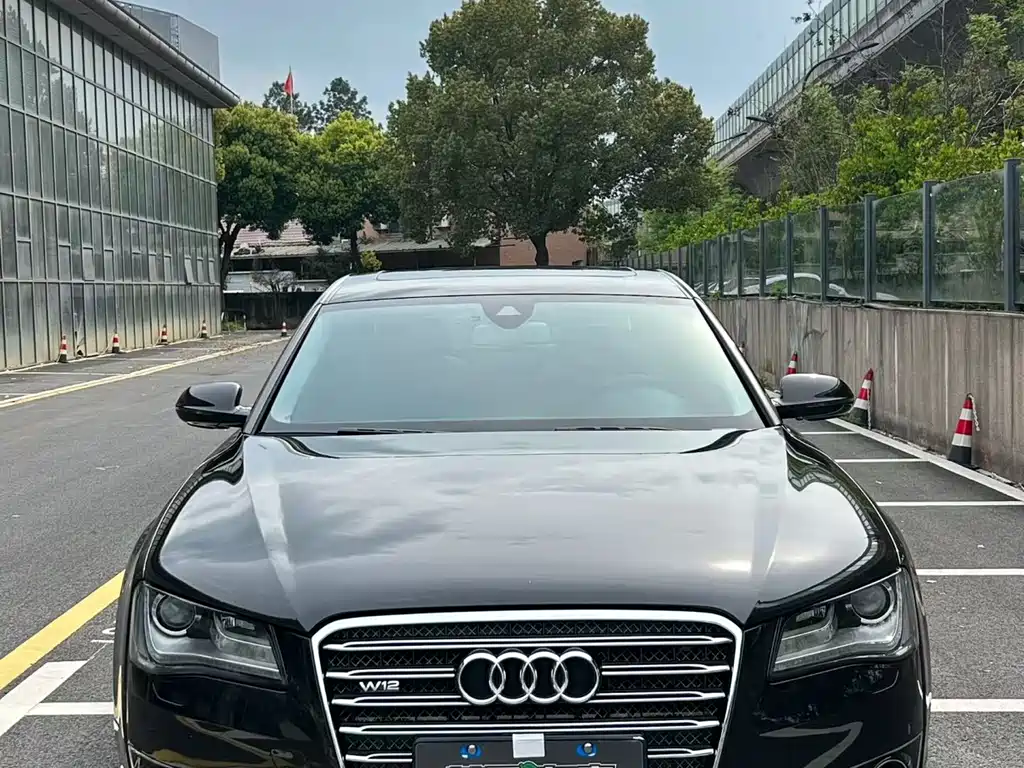 Audi A8 2014