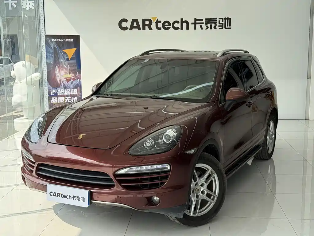 Porsche Cayenne 2012 — фото 1