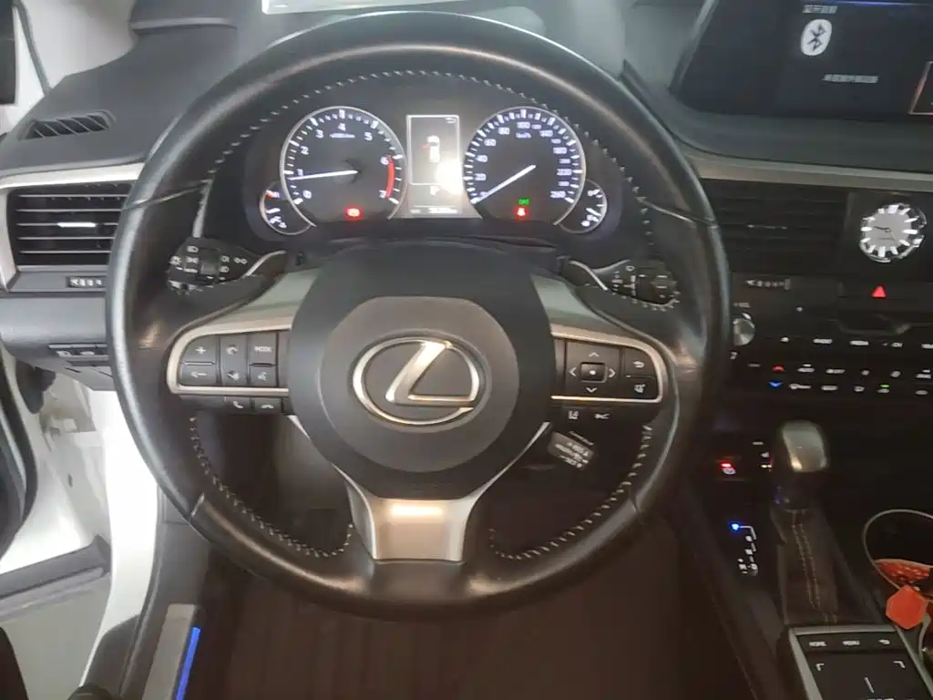 Lexus RX 2019 — фото 11