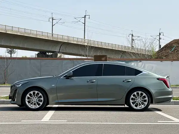 Cadillac CT5 2023