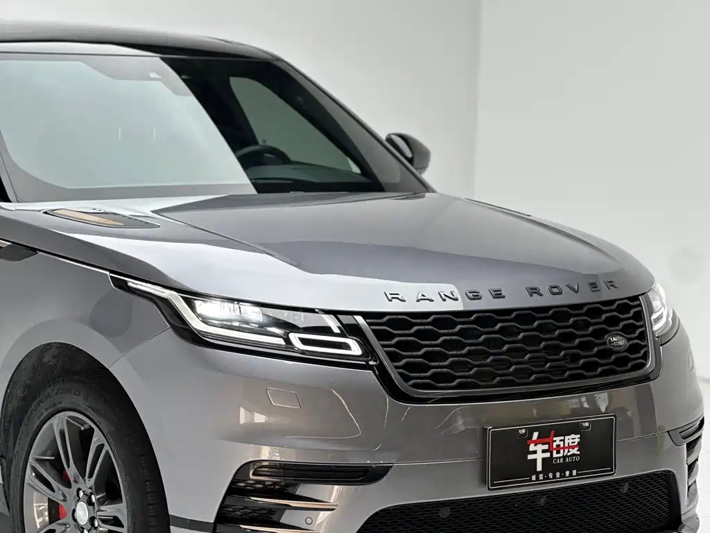 Land Rover Velar 2021 — фото 11