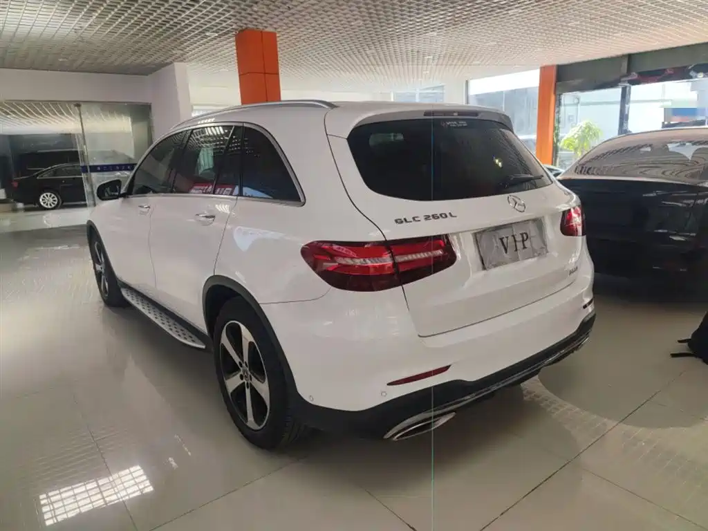 Mercedes-Benz GLC 2019 — фото 23