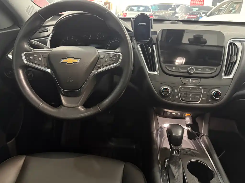 Chevrolet Malibu XL 2022 — фото 12