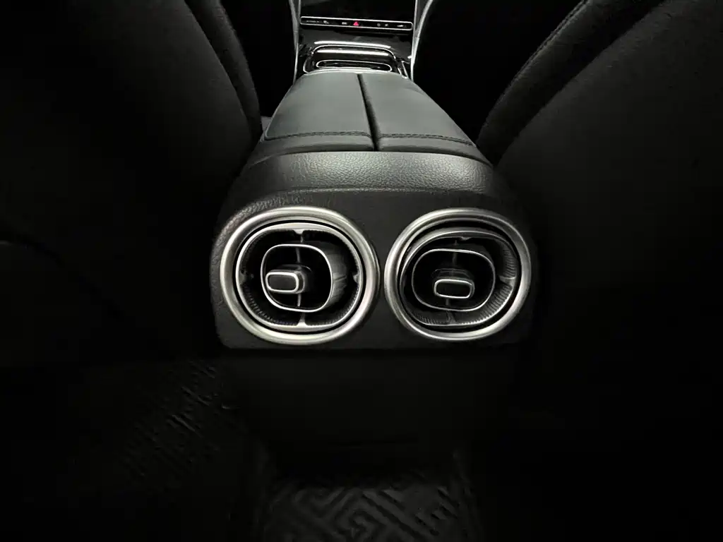 Mercedes-Benz C-Class 2022 — фото 14