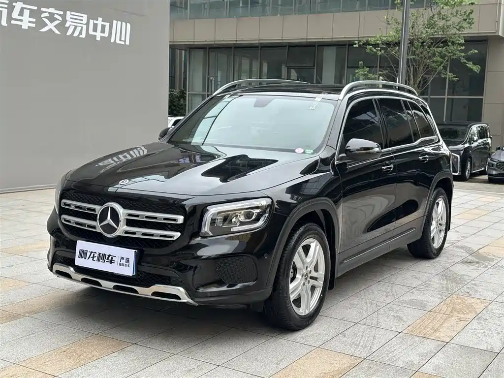 Mercedes-Benz GLB 2023 — фото 2