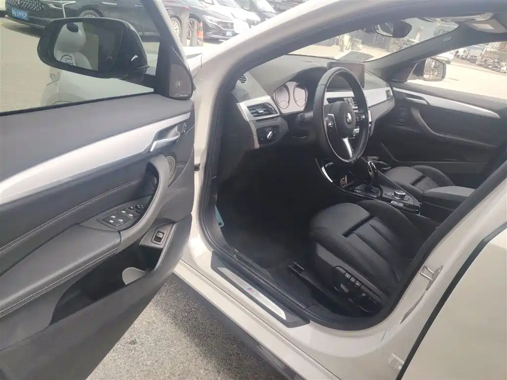 BMW X2 2021 — фото 12