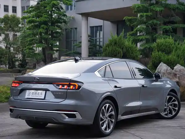 Ford Mondeo 2022