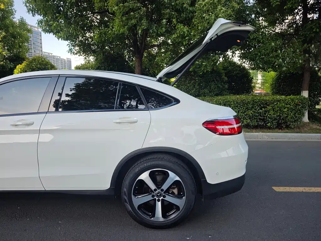 Mercedes-Benz GLC Coupe 2018 — фото 20