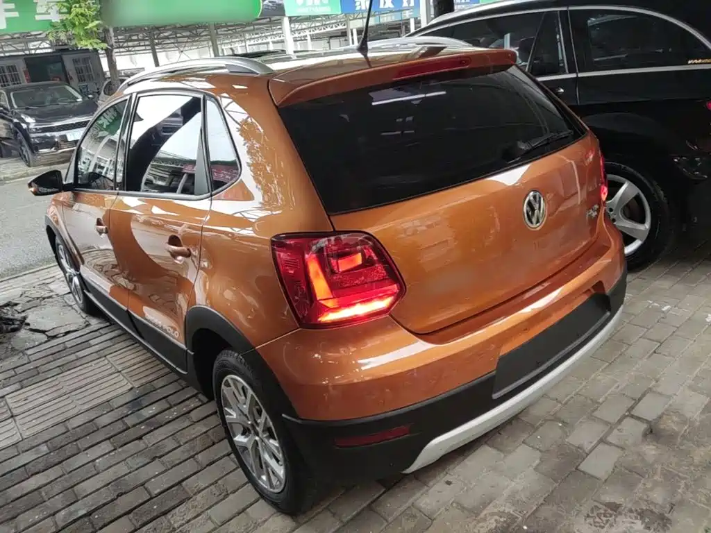 Volkswagen Polo 2016