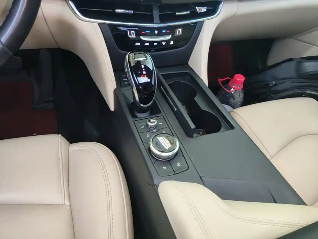 Cadillac CT6 2021 — фото 14