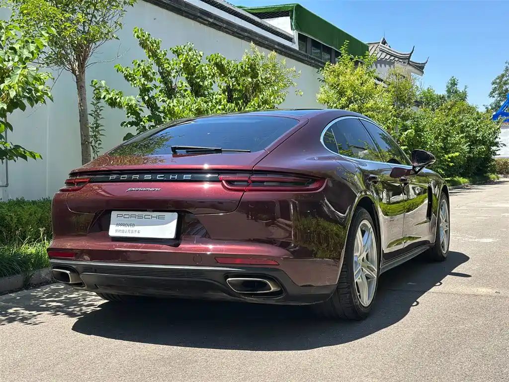 Porsche Panamera 2019 — фото 7