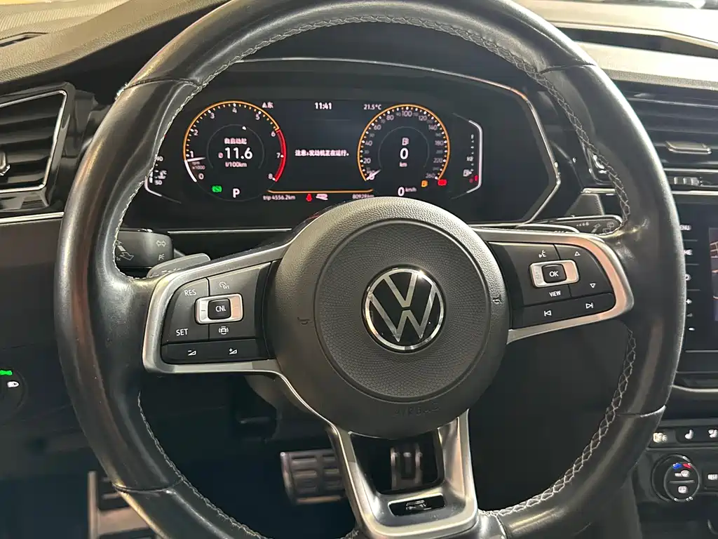 Volkswagen Tiguan L 2021 — фото 15