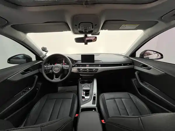 Audi A4L 2018