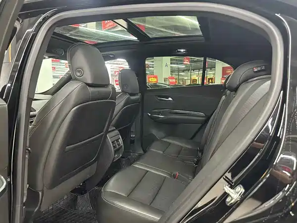 Cadillac XT4 2021