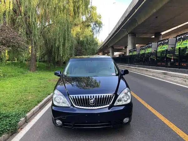 Buick GL8 2015