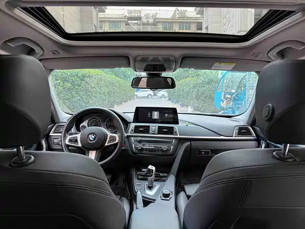 BMW 3 Series 2018