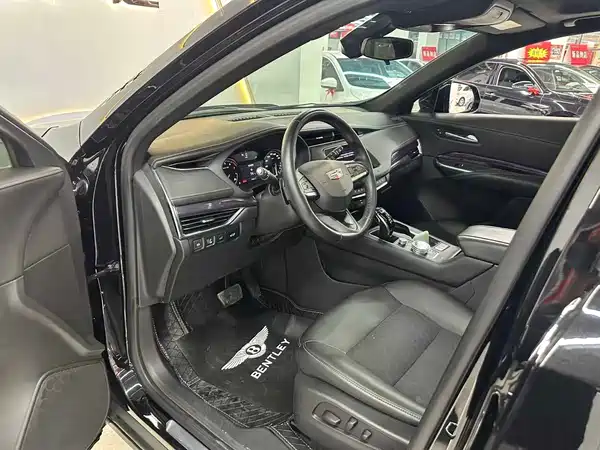 Cadillac XT4 2021